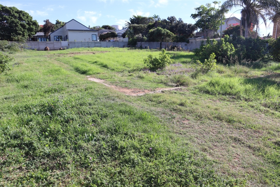 0 Bedroom Property for Sale in Wavecrest Eastern Cape